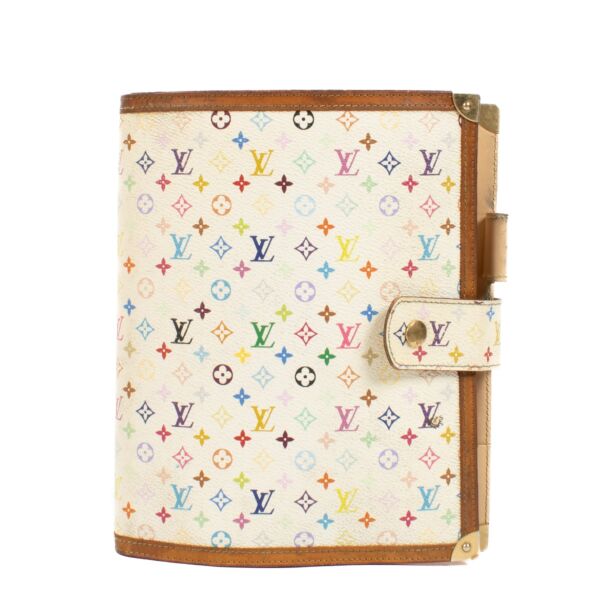 Shop safe online at Labellov in Antwerp, Brussels and Knokke this 100% authentic second hand Louis Vuitton Murakami Agenda Cover. Veilig online tweedehands authentieke Louis Vuitton Murakami Agenda Cover kopen bij Labellov in Antwerpen. 