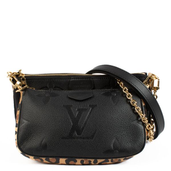 buy 100% authentic secondhand Louis Vuitton Black Wild At Heart Multi Pochette Accessoires on Labellov.com 