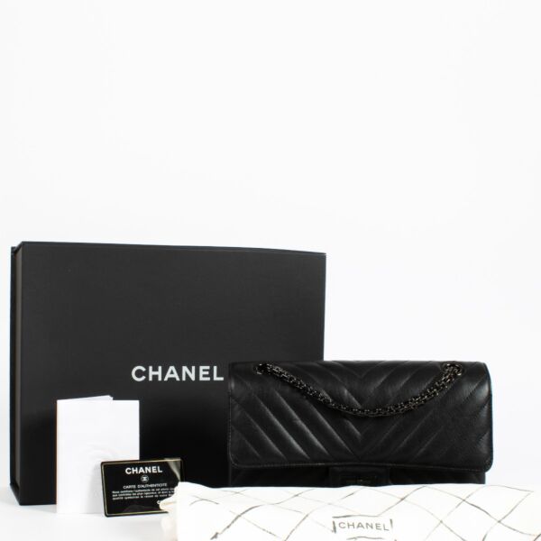 Chanel So Black Chevron Medium 2.55 Bag
