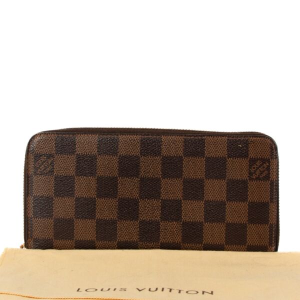 Louis Vuitton Damier Ebene Zippy Wallet