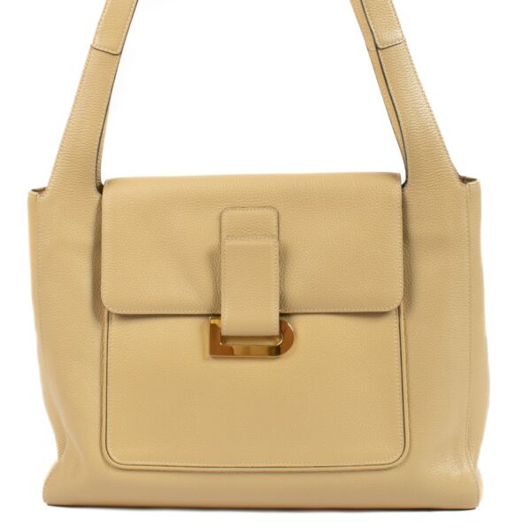 Shop 100% authentic second hand Delvaux Ivoire Flambeau Bag on Labellov.com