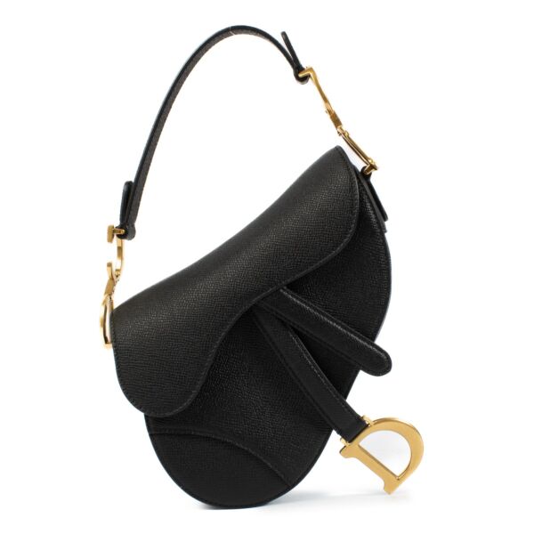 Christian Dior ○ Labellov ○ Buy and Sell Authentic Luxury