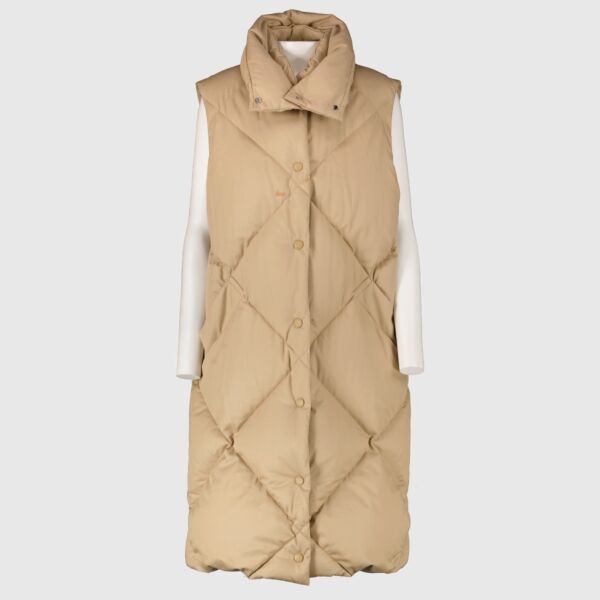 Authentic pre-loved Burberry Beige Padded Coat — Size M on Labellov.com