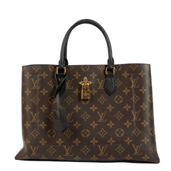 authentic vintage Louis Vuitton online ○ Labellov ○ Buy