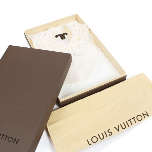 Louis Vuitton Spring/Summer 2012 Lace Collar - Size 36