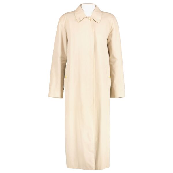 Shop 100% authentic second hand Burberry Beige Vintage Car Coat on Labellov.com
