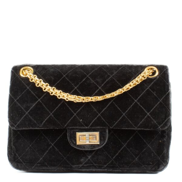 Chanel ○ Labellov ○ Buy and Sell Authentic Luxury