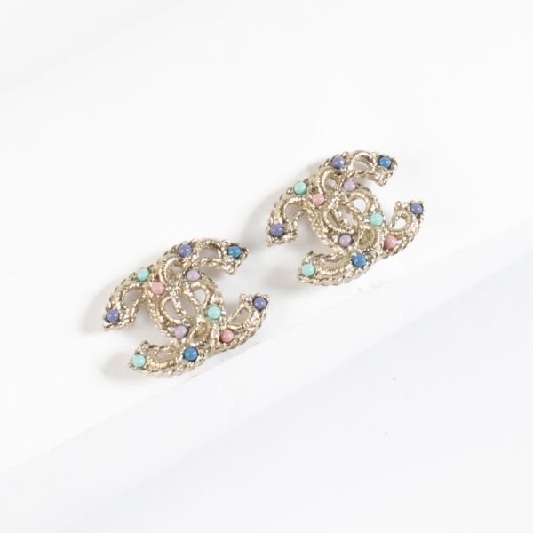 Chanel Silver CC Earrings aan de beste prijs bij Labellov