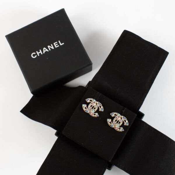 Chanel 21P Silver Resin CC Earrings