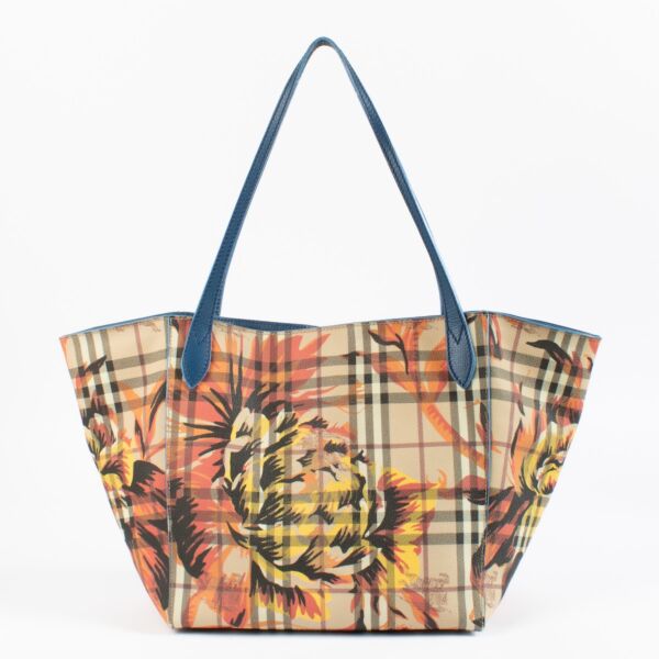 shop authentic Burberry Check Tote Bag on www.labellov.com