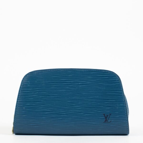 shop 100% authentic second hand Louis Vuitton Blue Misc Flats - Size 39,5 on Labellov.com