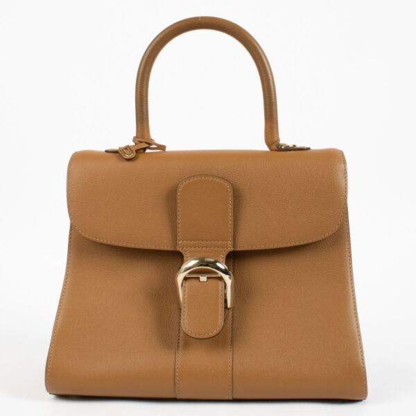 Buy safe Delvaux designer vintage online. ○ Labellov ○ Buy