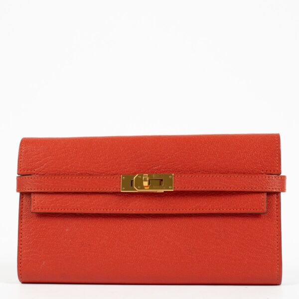 Authentic preloved Hermès Kelly Wallet Chèvre Mysore Red on Labellov.com