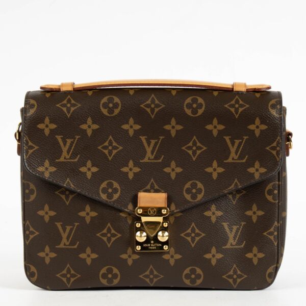authentic preloved Louis Vuitton Monogram Canvas Pochette Metis on Labellov.com