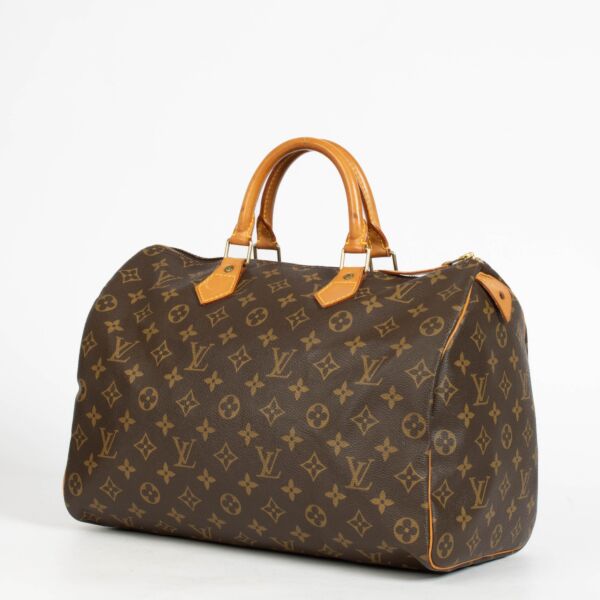 Louis Vuitton Monogram Canvas Speedy 35