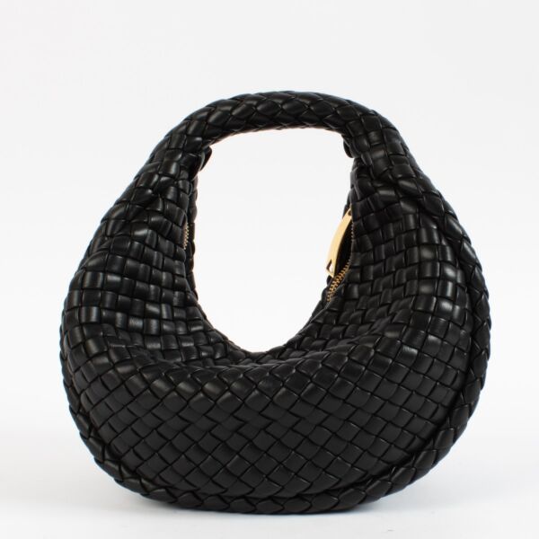 Shop 100% authentic secondhand Bottega Veneta Black Woven Leather Shoulder Bag on Labellov.com
