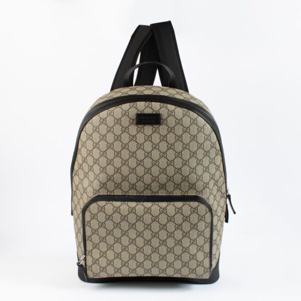 Gucci GG Supreme Canvas Backpack for the best price at Labellov secondhand luxury in Antwerp and Knokke.
