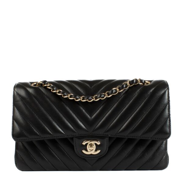 Chanel Black Chevron Medium Classic 11.12 bag