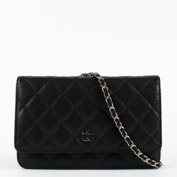 authentic preloved Chanel Black Caviar Wallet On Chain on Labellov.com
