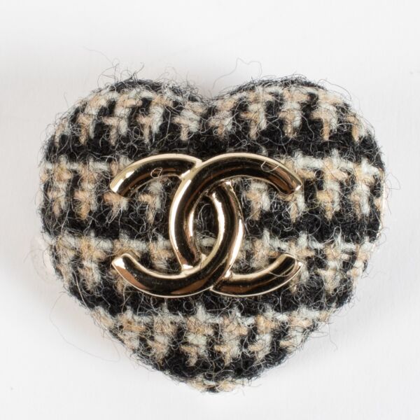 authentic preloved Chanel 22K Tweed Heart Brooch on Labellov.com