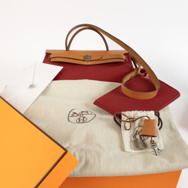 Hermès Herbag Zip 31 Rouge Grenat/Naturel Sable Toile Militaire/Hunter PHW