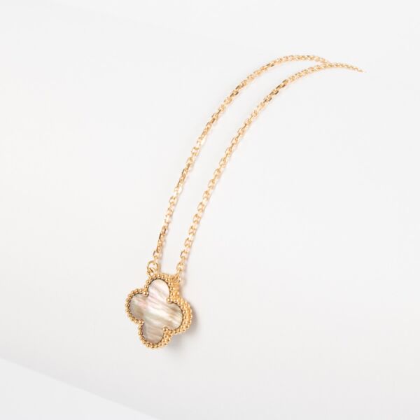 Van Cleef & Arpels Mother-of-Pearl/Rose Gold Vintage Alhambra Necklace