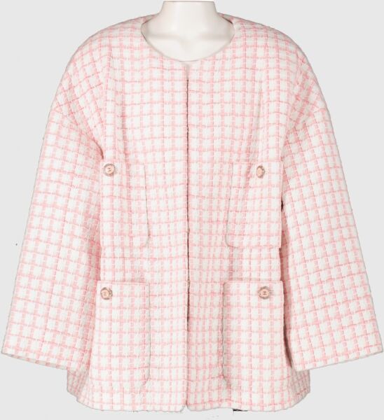 Authentic preloved Chanel 22S Pink Tweed Jacket - Size FR50 on Labellov.com