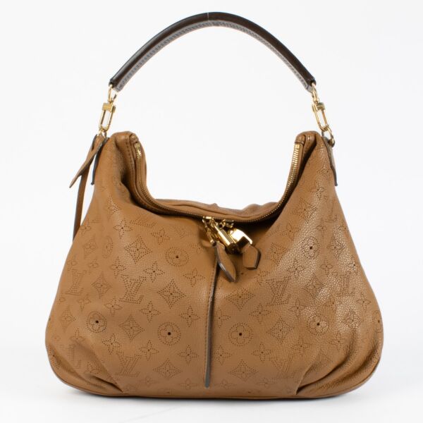 Authentic pre-loved Louis Vuitton Caramel Monogram Mahina Selene MM Bag on Lavellob.com