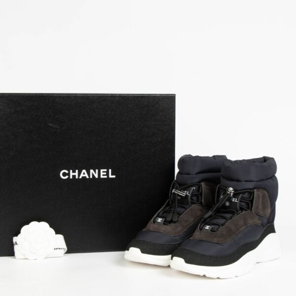 Chanel Black Coco Neige Boots - Size 39