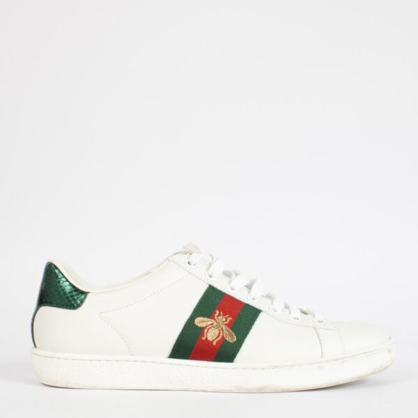 Authentic second-hand Gucci White Ace Trainer With Bee-Size 36 1/2 on labellov.com