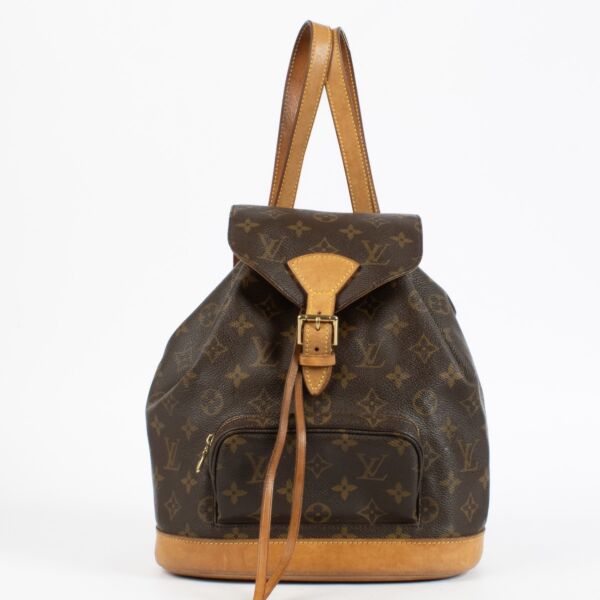 Authentic Second Hand Louis Vuitton Montsouris MM Monogram Backpack on Labellov.com
