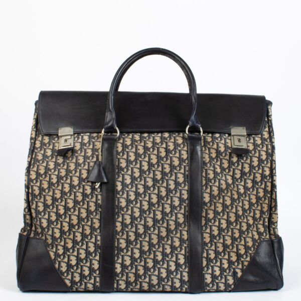 Authentic second-hand Christian Dior Blue Oblique Travel Bag on labellov.com