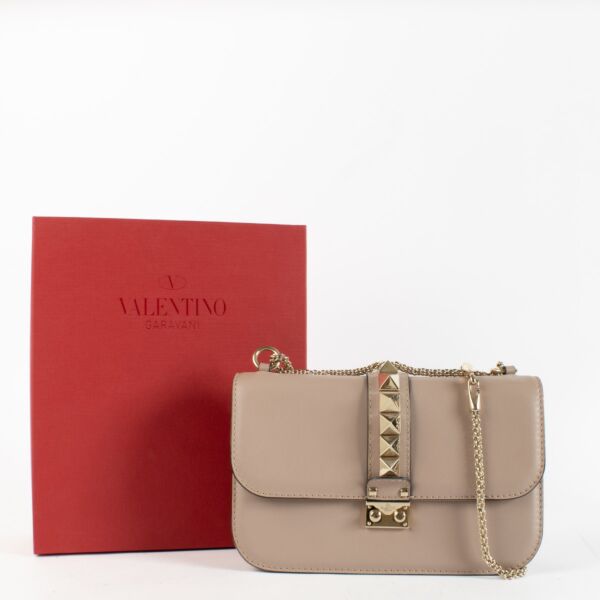 Valentino Garavani Poudre Medium Glam Lock Bag