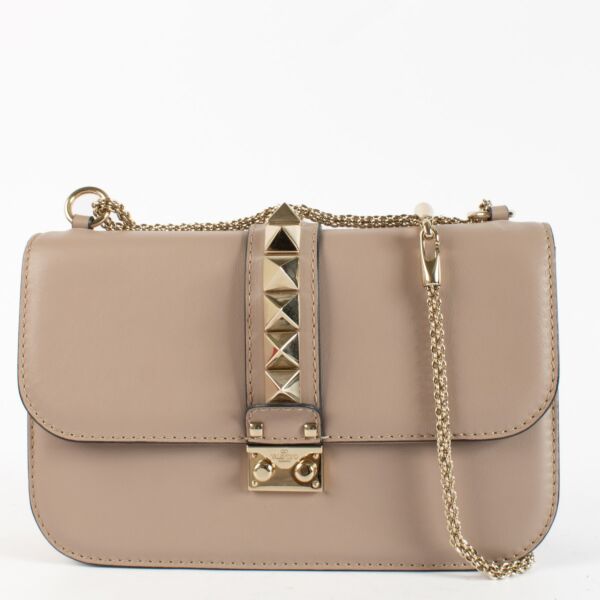 Valentino Garavani Poudre Medium Glam Lock Bag