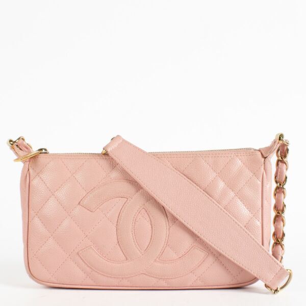Authentic Second Hand Chanel Pink Caviar Timeless CC Pochette on Labellov.com