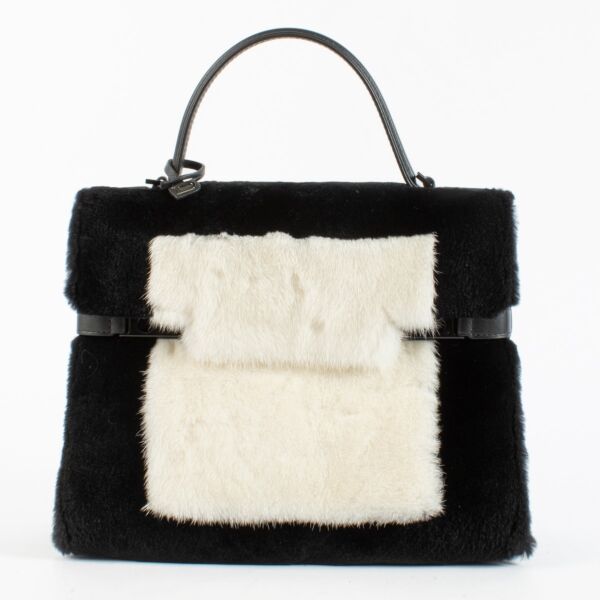 Authentic pre-loved Delvaux Black Fur Tempête MM on Labellov.com