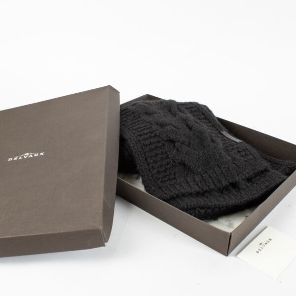 Delvaux Black Baby Alpaca Torsade Scarf