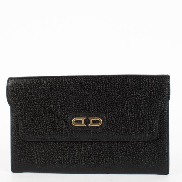 Authentic Preloved Delvaux Black Wallet on Labellov.com