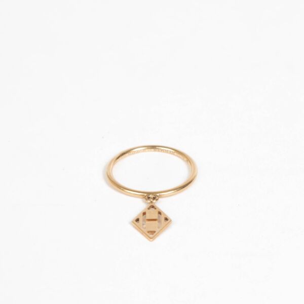 Authentic pre-loved Hermès Rose Gold Gambade Ring - Size 53 on Labellov.com