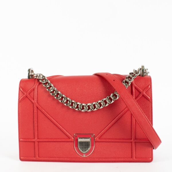 Authentic Second Hand Christian Dior Red Medium Diorama Bag on Labellov.com