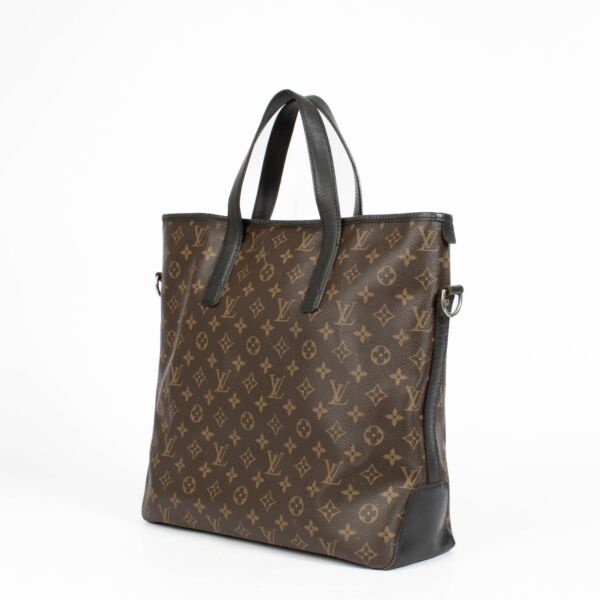 Louis Vuitton Monogram Davis Tote Bag