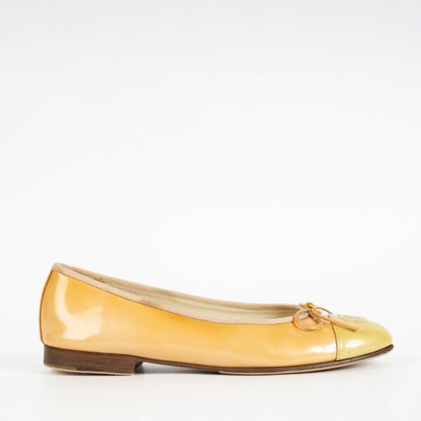 Authentic pre-loved Chanel Yellow Patent Leather Ballerina Flats - Size 37.5 on Labellov.com
