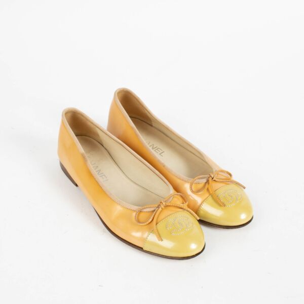 Chanel Yellow Patent Leather Ballerina Flats - Size 37.5 