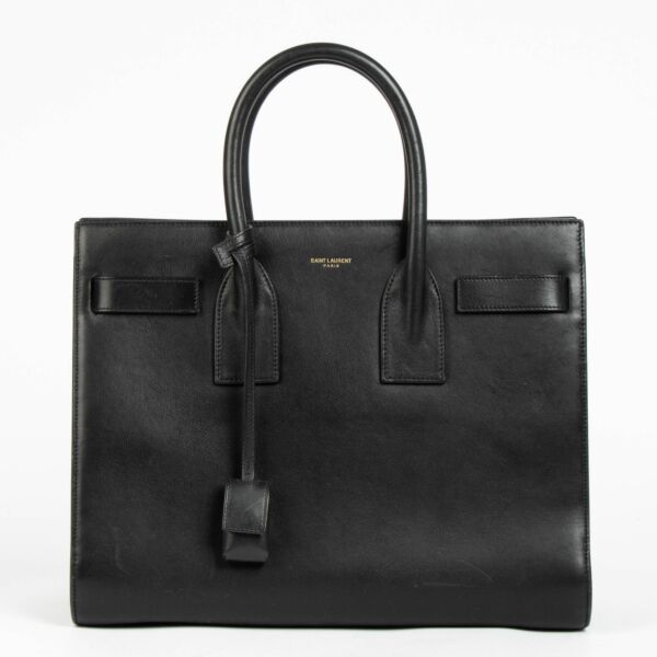 Authentic pre-loved Saint Laurent Black Small Sac de Jour Bag on Labellov.com