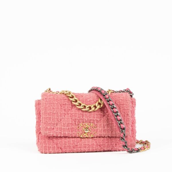 Authentic pre-loved Chanel Small Pink Tweed 19 Shoulder Bag on Labellov.com