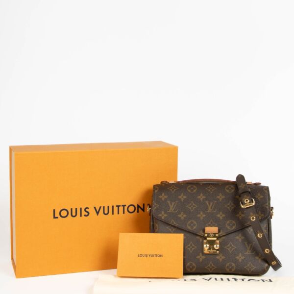 Louis Vuitton Monogram Pochette Metis MM Bag