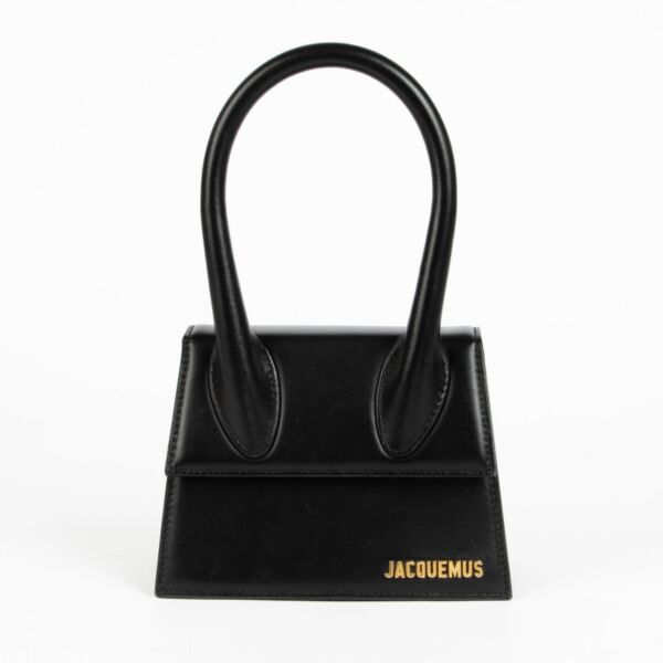 Authentic pre-loved Jacquemus Black Leather Le Chiquito Moyen Bag on Labellov.com