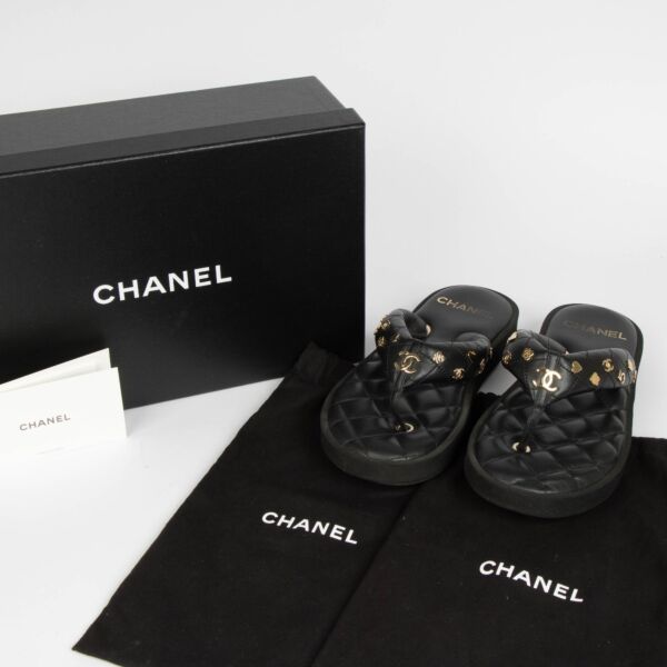 Chanel 23P Black Quilted Charms Thong Sandals - Size 38.5