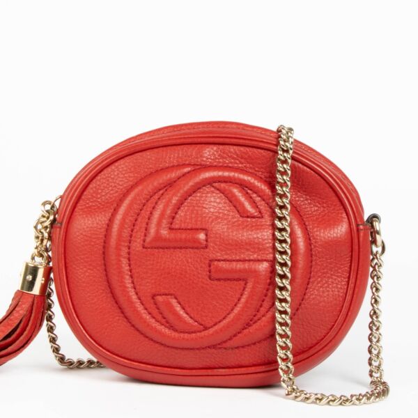 Authentic pre-loved Gucci Red Soho Round Bag on Labellov.com