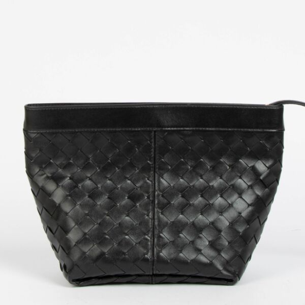 Authentic as-new Bottega Veneta Black Medium Prism Clutch on Labellov.com